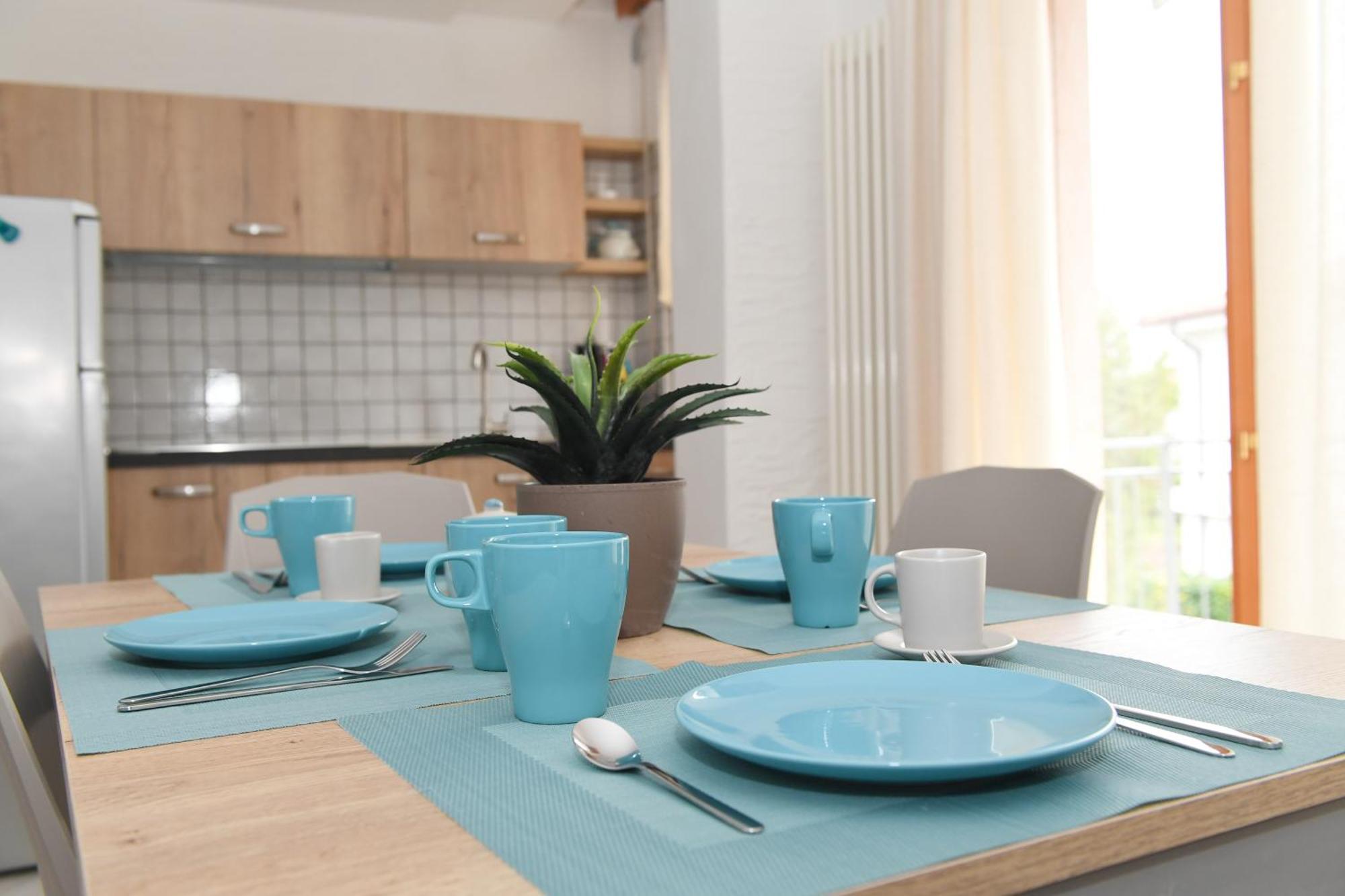 Blue Apartment - A Due Passi Dal Lago, Parcheggio Privato Lazise Exterior photo