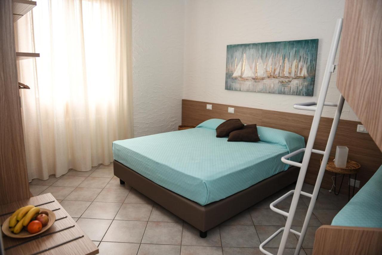 Blue Apartment - A Due Passi Dal Lago, Parcheggio Privato Lazise Exterior photo