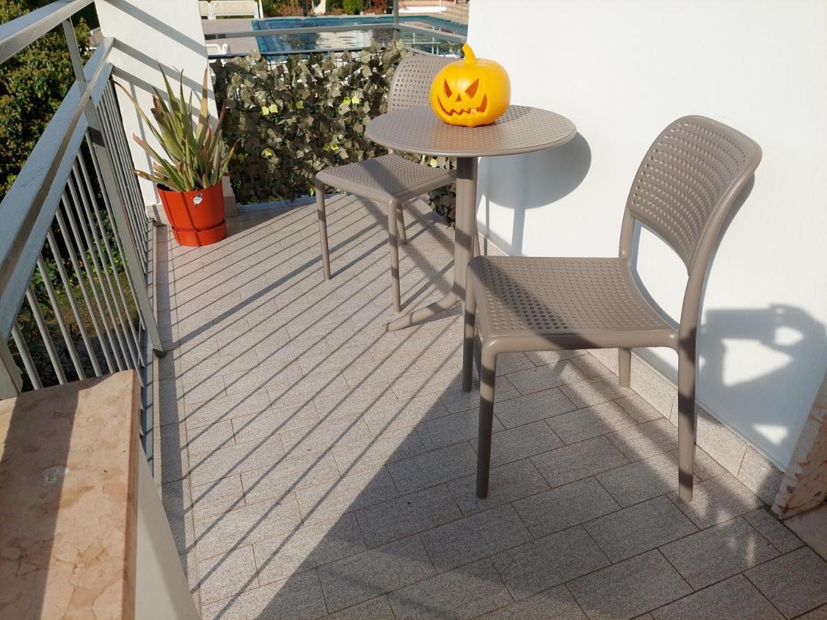 Blue Apartment - A Due Passi Dal Lago, Parcheggio Privato Lazise Exterior photo